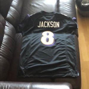 Lamar jackson small  Authentic jersey